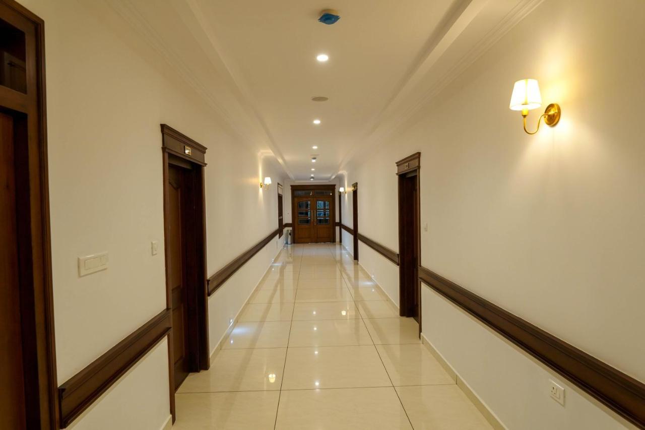 Hotel Heritage Plaza Котаям Екстериор снимка